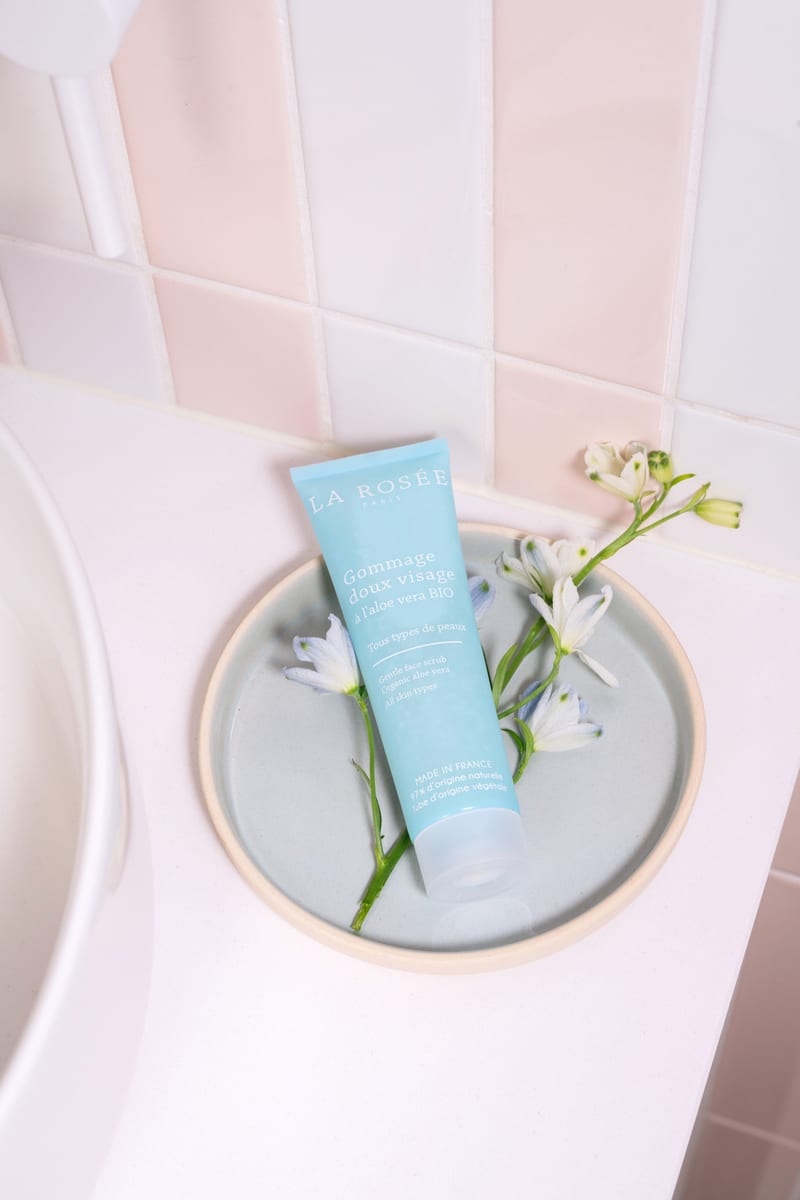 Organik Aloe Veralı Yumuşak Yüz Peelingi - 3