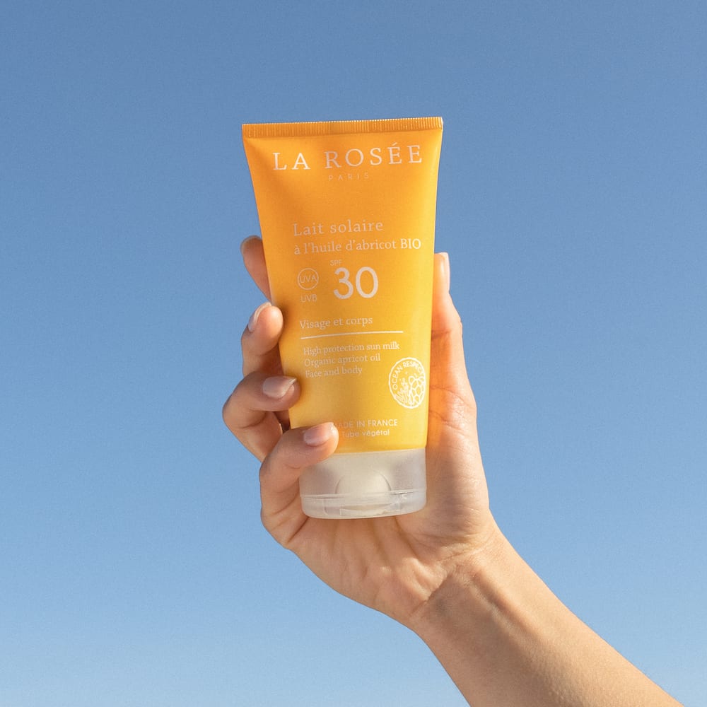 Organik Kayısı Yağı İçeren SPF 30Yüksek Korumalı Güneş Koruyucu Yağı